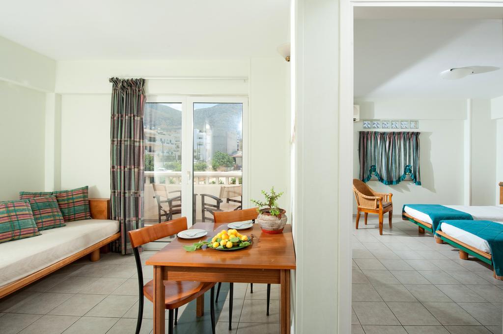 הרסוניסוס Andromeda Apartments & Studios מראה חיצוני תמונה