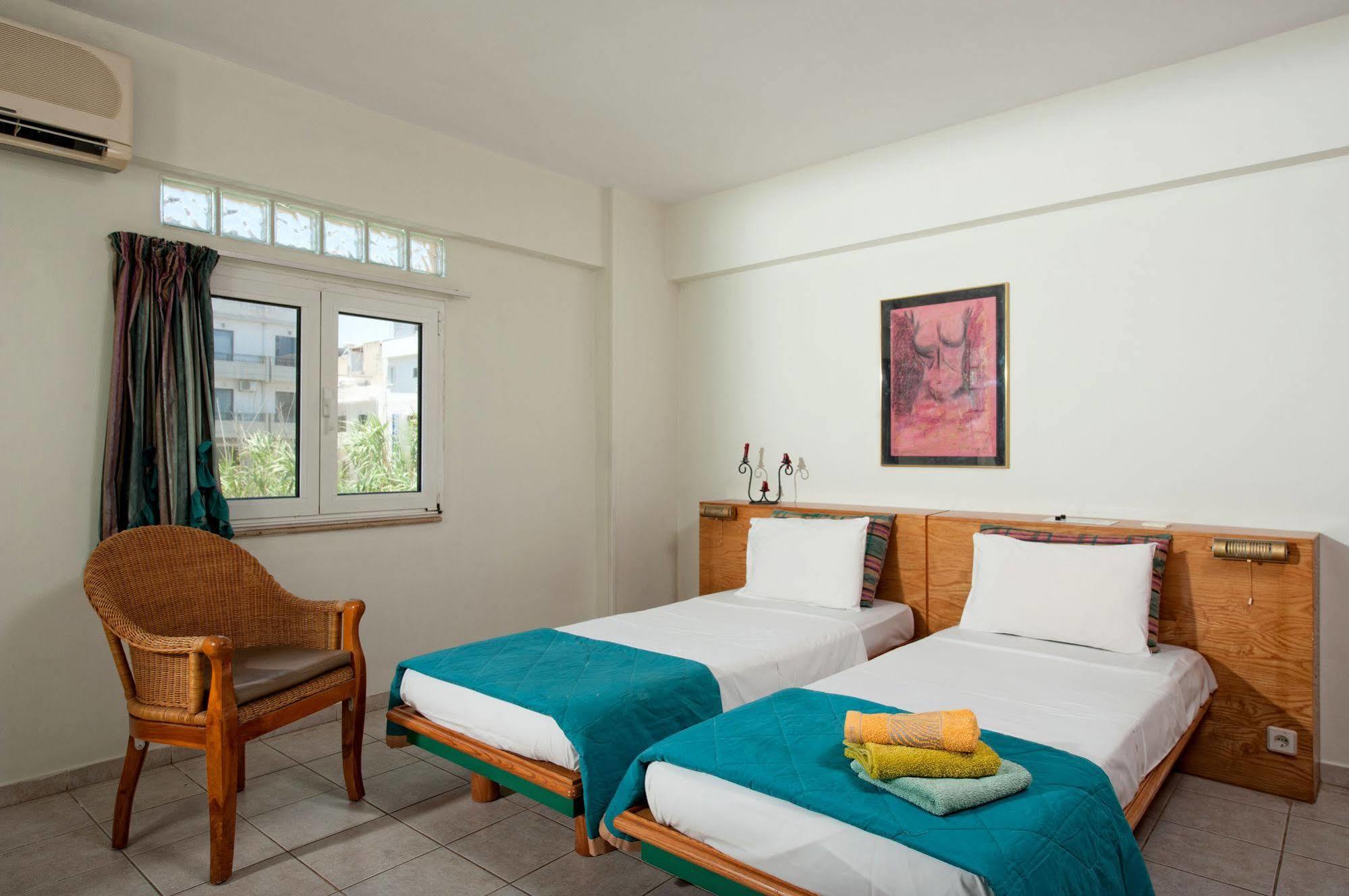 הרסוניסוס Andromeda Apartments & Studios מראה חיצוני תמונה